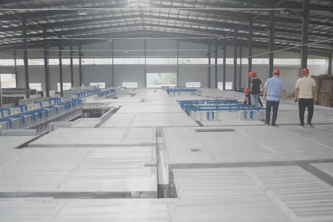 中国中建一局集团来五棵松公司验收铝模成品!
