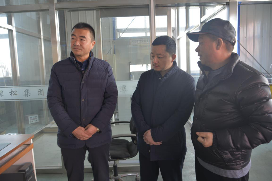 热烈欢迎兰州三友木业有限公司领导到五棵松木业参观考察!